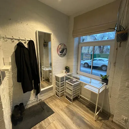 And Cozy Next To Telliskivi Apartment *